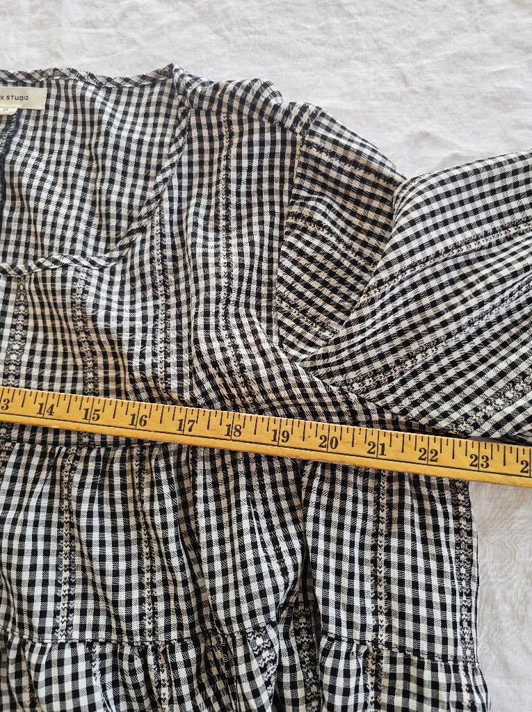 Max Studio Black & White Gingham Peasant Blouse Size Xl — image 4 of 7
